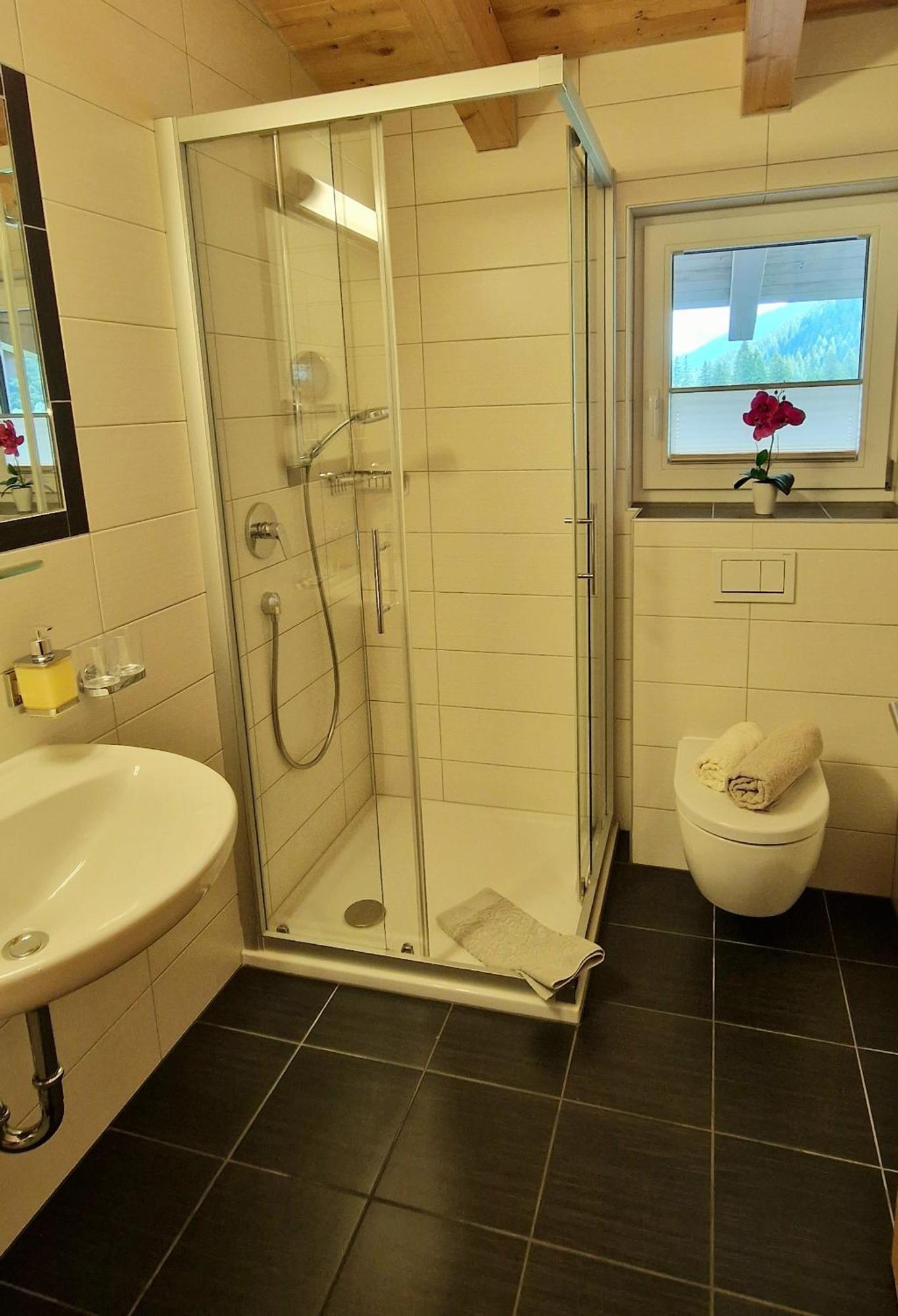 Haus Marchegg Lägenhet Tux Exteriör bild
