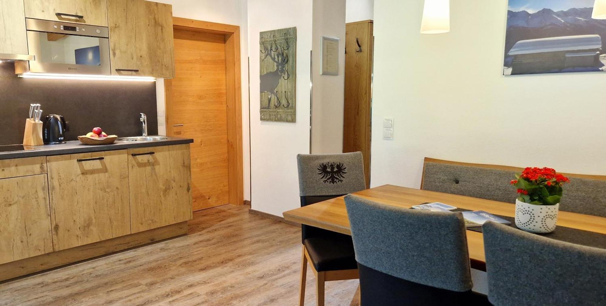 Haus Marchegg Lägenhet Tux Exteriör bild