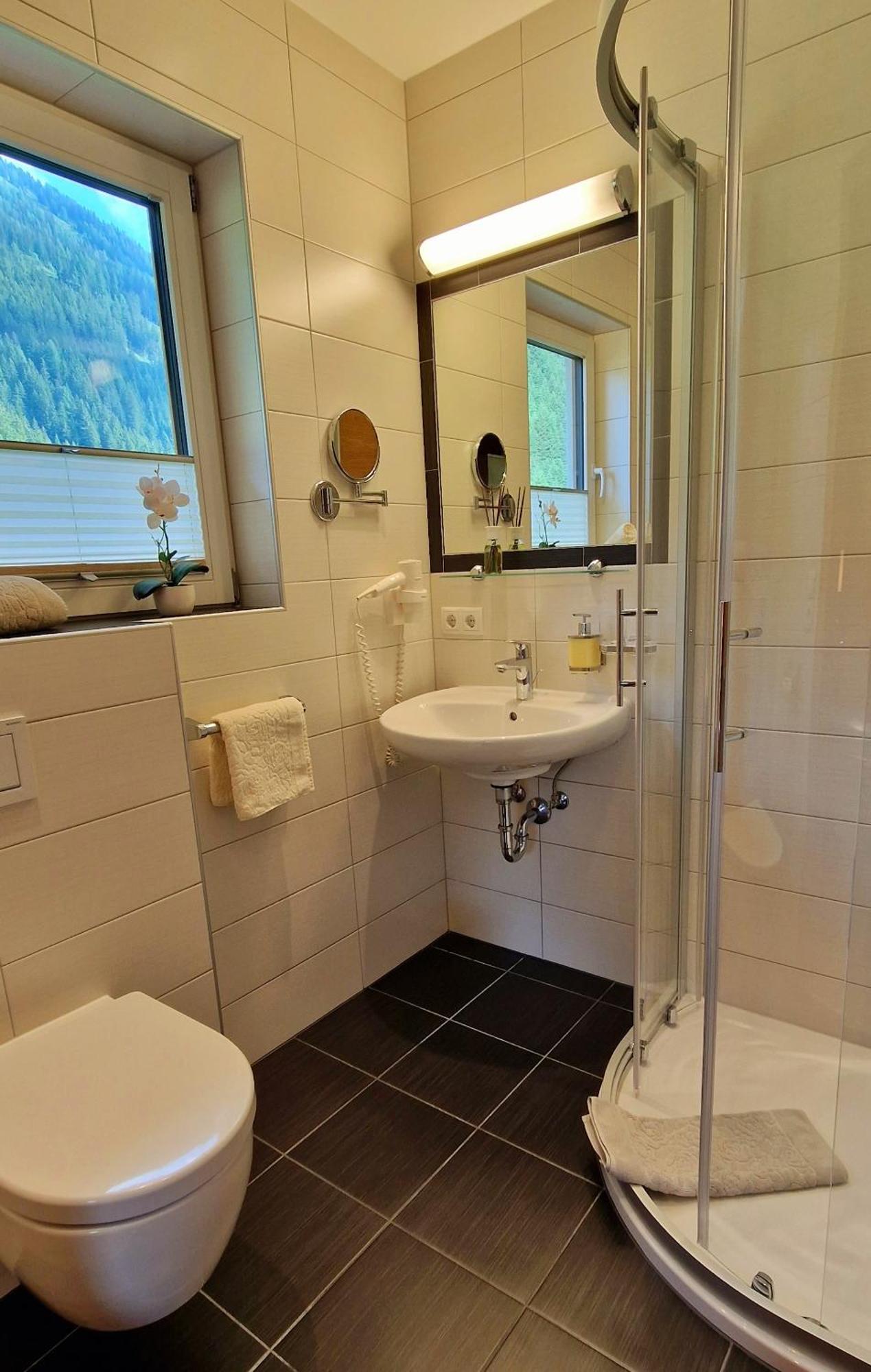 Haus Marchegg Lägenhet Tux Exteriör bild